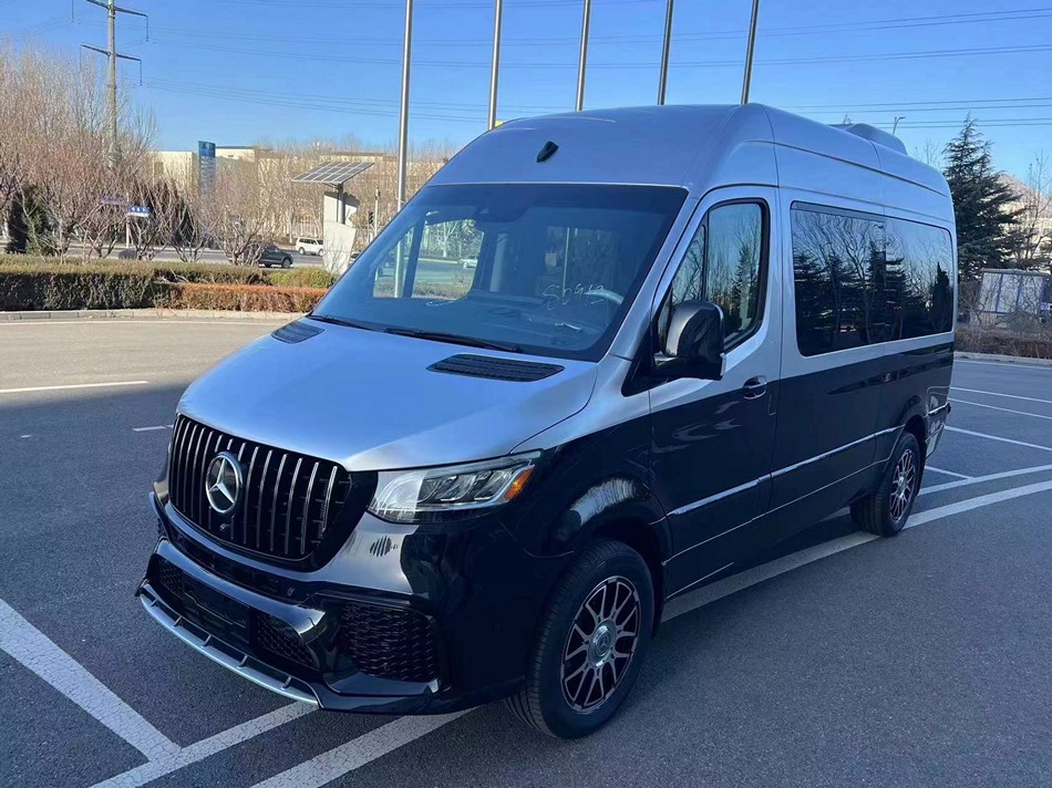 AMG-Style Body Kit for 2018–2025 Mercedes-Benz Sprinter